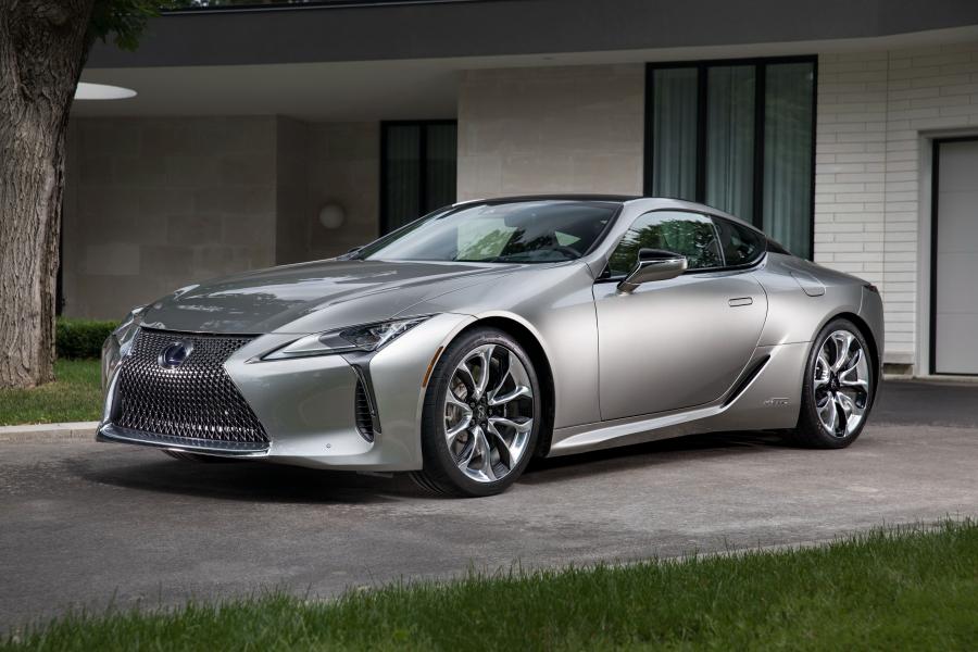  Lexus LC500h 2017 года  (NA) (фото 32 из 40)